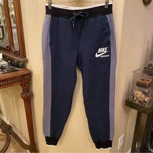 NIKE Sportswear Color-Block Fleece Lined Jogger Pants Size Medium-Unisex